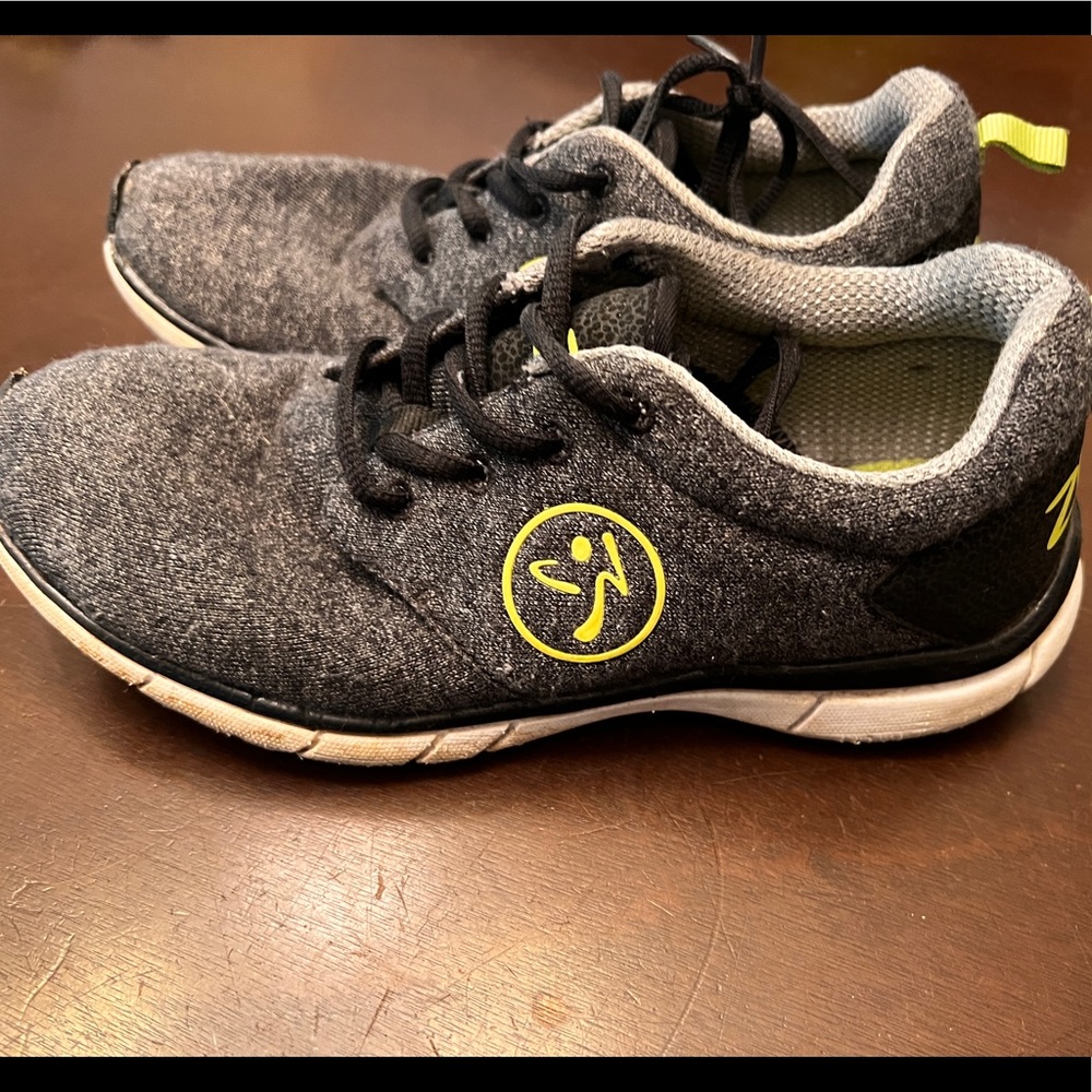Zumba Fly print size 5